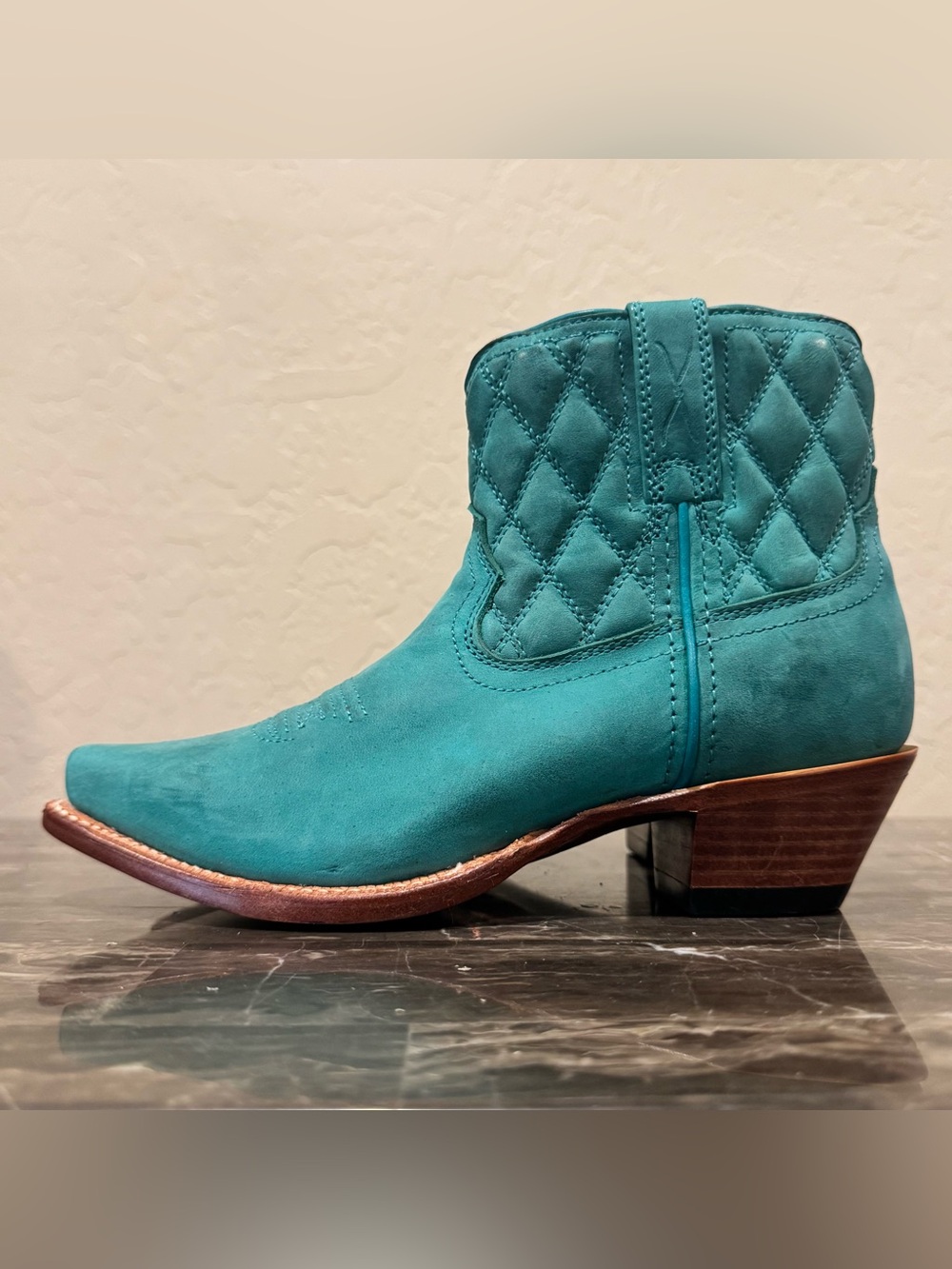 NEW Twisted X Steppin’ Out Quilted Turquoise Blue Leather Cowboy Booties